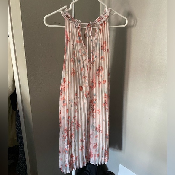 Aritzia Crete Dress - Picture 2 of 5